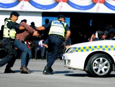 Απαγωγή» Τούρκου πολίτη από αστυνομικούς στη Μαλαισία - Φόβοι για έκδοση στην Τουρκία